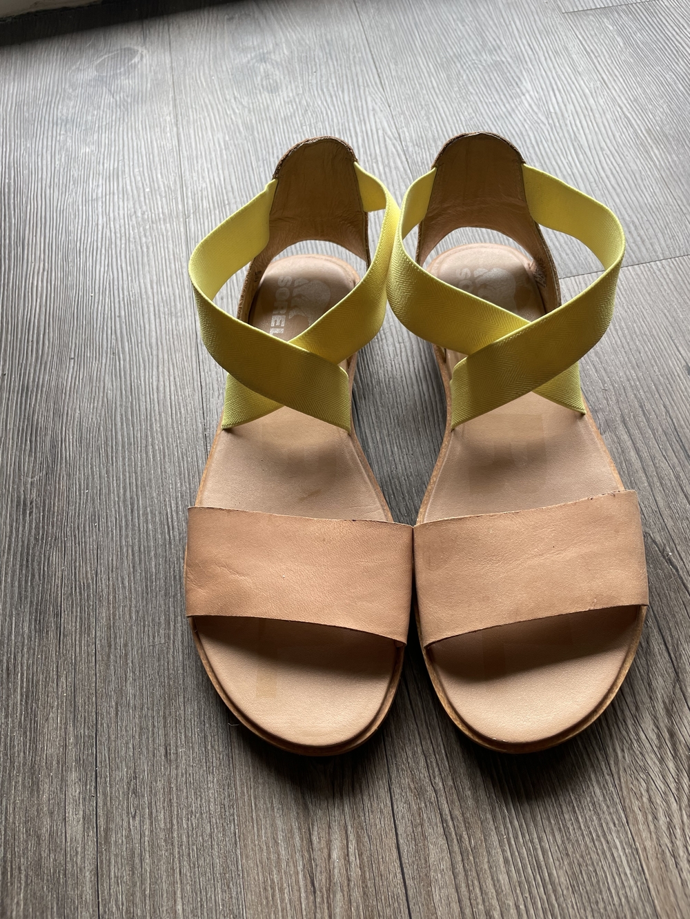 Sorel Women’s Tan Leather Sandals with Yellow Elastic Cross Straps